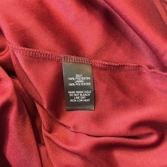 LULUS BURGUNDY V NECK SHIFT DRESS GUC SZ XS CAREER DATE NIGHT WEDDING PARTY - Picture 12 of 12